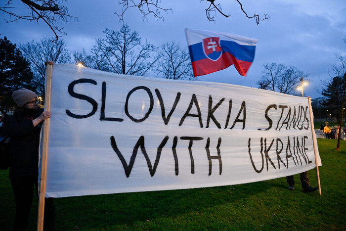 Жителі Словаччини без підтримки уряду зібрали майже 4 млн євро на снаряди Україні