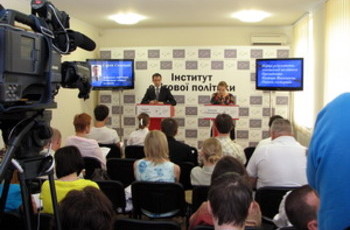 Західні експерти про перші результати зовнішньої політики президента Януковича