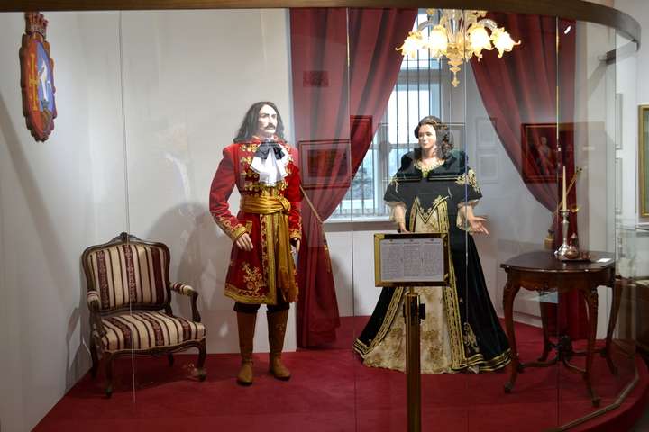 Ужгородський замок вперше за останні 70 років показав повну колекцію експонатів-оригіналів