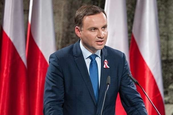 Нардепи закликали президента Польщі ветувати скандальний закон