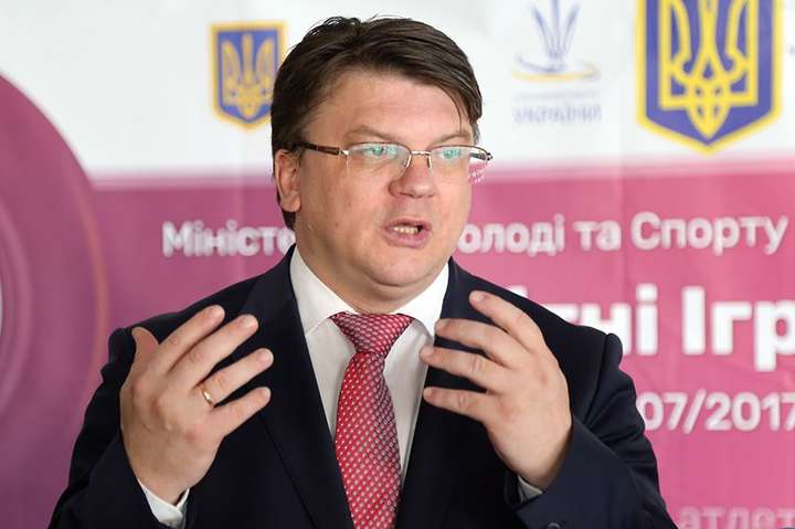 Як міністр спорту Жданов та його заступник Гоцул позбавили усю українську збірну Батьківщини