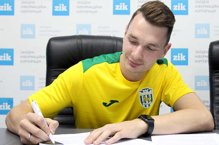 «Карпати» підписали контракт із колишнім голкіпером «Сталі»