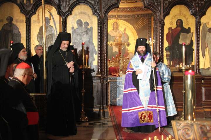 Церковний розкол в Україні може подолати тільки автокефалія – Константинополь