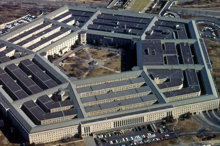 ЗМІ назвали підозрюваного у відправці посилок з рицином у Пентагон