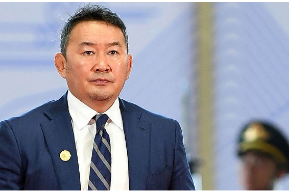 Президент Монголии заявил о готовности объявить голодовку