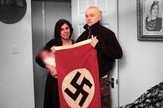 В Великобритании осуждена супружеская пара, назвавшая ребенка в честь Гитлера