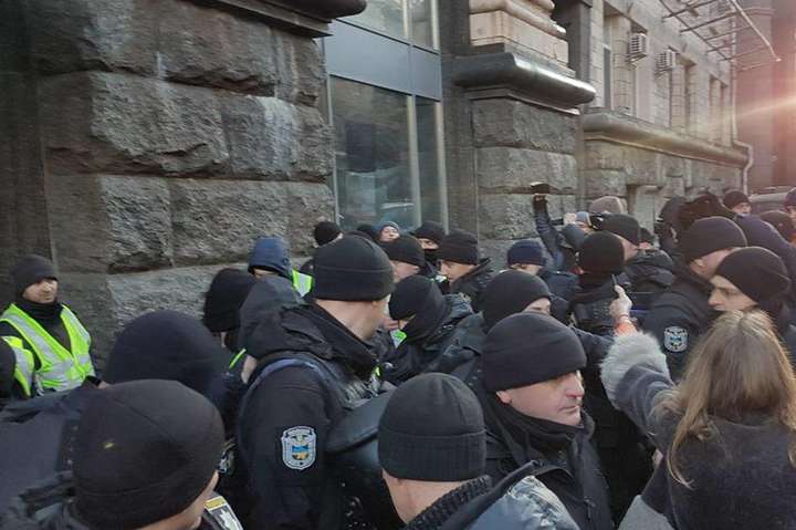 У Києві затримали помічника Надії Савченко