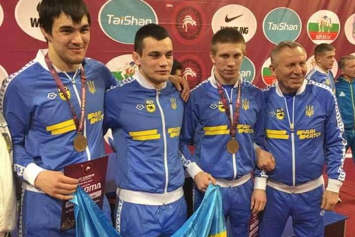 Україна здобула на чемпіонаті Європи з греко-римської боротьби дві медалі (відео)