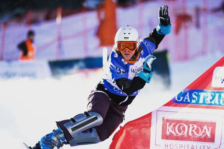 Українська сноубордистка завершила сезон вражаючим батлом з олімпійською чемпіонкою (відео)
