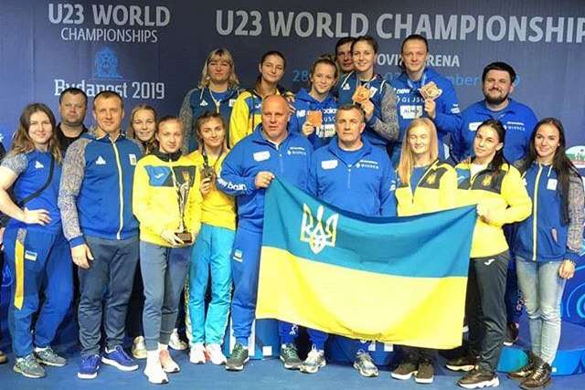 Найкращі в Європі і треті в світі. Українські борчині здобули чотири медалі на першості планети (відео)