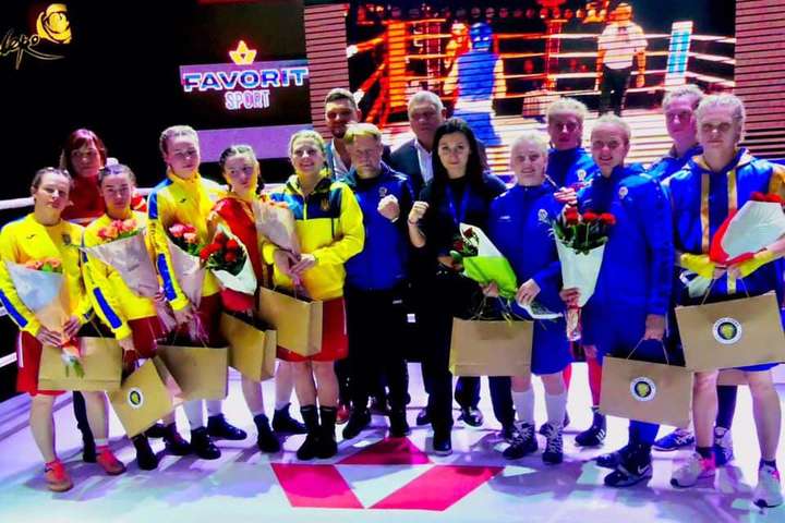 «Українські Левиці» здобули четверту перемогу у рамках Women’s Boxing League