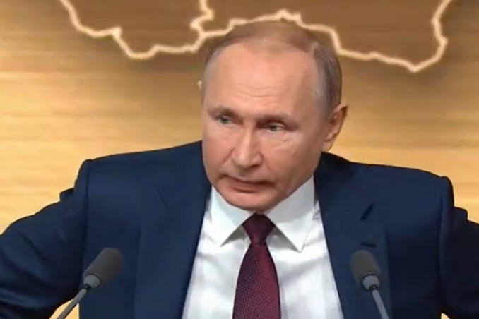 Путин рассказал, как Порошенко брал его за горло