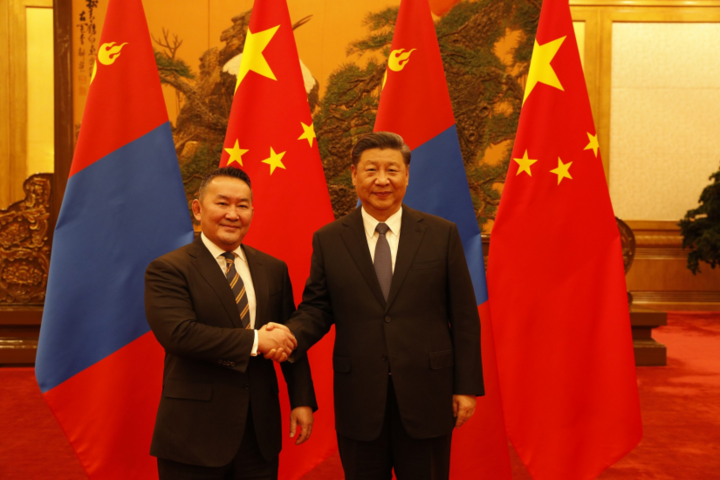 Президента Монголії помістили на карантин після візиту до Китаю