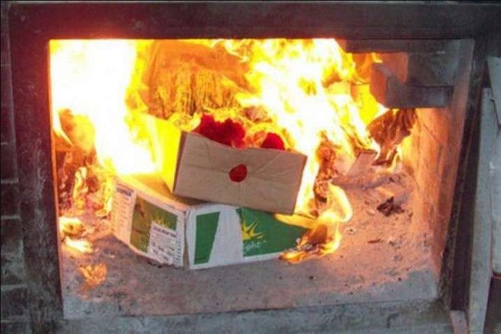 Окупанти в Криму спалили майже 600 кілограмів сала і сиру