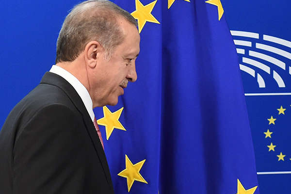 Ердоган їде на переговори з очільниками ЄС і НАТО
