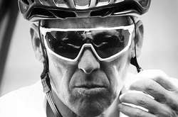Знаменитий велогонщик Армстронґ захворів раком через тривале вживання допінгу