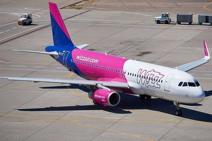 Wizz Air не відновить українські рейси до 15 червня: як повернути квитки