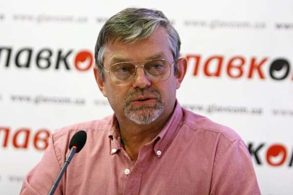 Политолог Виктор Небоженко: Зеленский ненавидит политику, точно так вел себя Ющенко