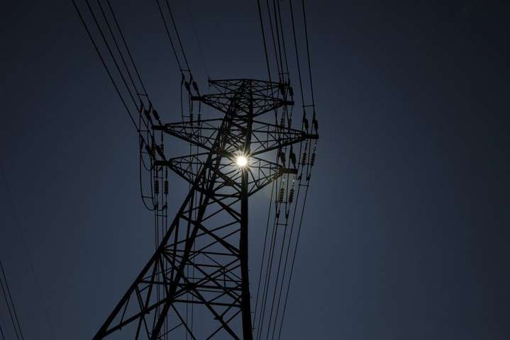 Тарифы за доставку электроэнергии повысят в четыре раза: подробности