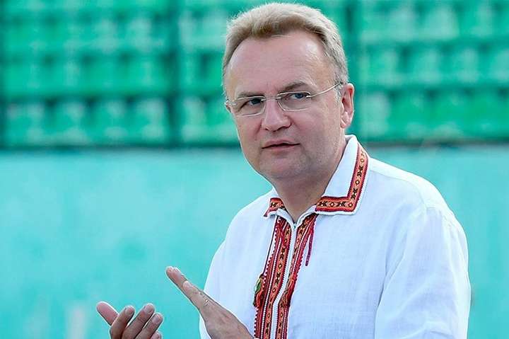 Андрій Садовий зробив заяву стосовно можливого зникнення футбольного клубу «Карпати»