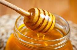 На ринку фальсифікований мед: бджолярі попередили споживачів про небезпеку