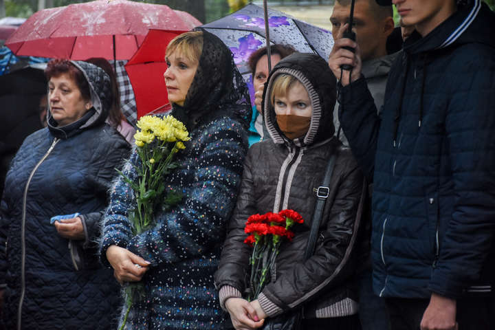 На Житомирщині сьогодні поховають двох курсантів, які загинули в катастрофі Ан-26
