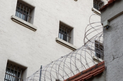 У Лівані 70 ув'язнених втекли з в'язниці