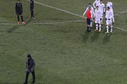 «Колос» відібрав у «Динамо» очки в матчі, у якому Луческу вибігав на поле (відео)
