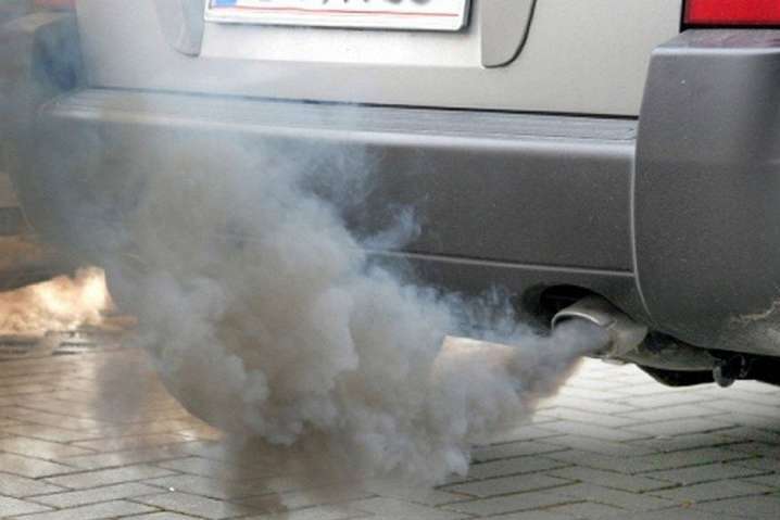 Украина хочет запретить ввоз авто с двигателями внутреннего сгорания