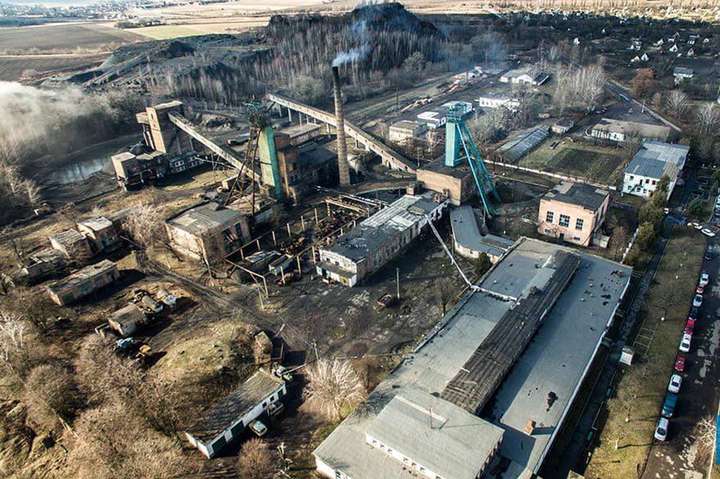 На шахті в Нововолинську обірвався ліфт: дев’ять гірників госпіталізували