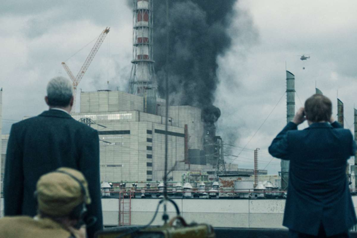 Годовщина Чернобыльской катастрофы. В сети показали фото Припяти до аварии и сейчас