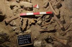 Археологи знайшли в печері біля Риму кістки неандертальців, які стали жертвам гієн