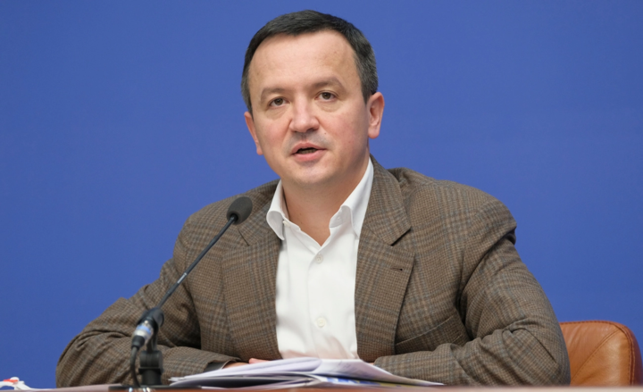 Рада проголосовала за отставку министра Петрашко