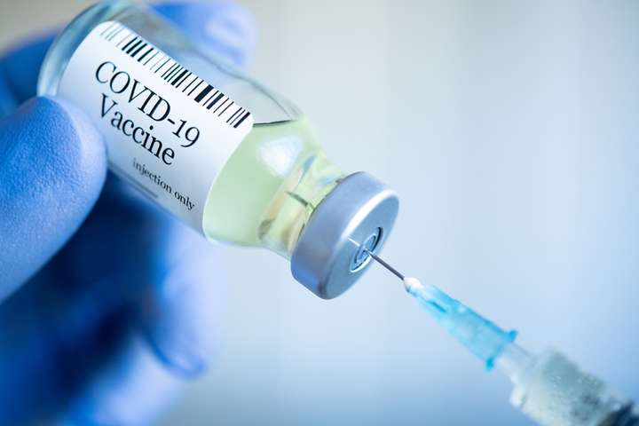«Медзакупівлі» позиваються до «Лекхім» через зрив термінів постачання Covid-вакцини