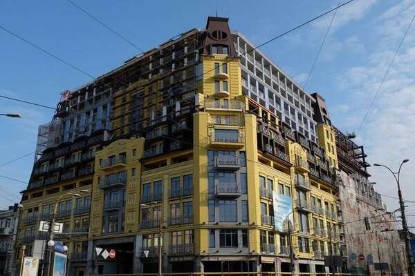 Київ закликає Кабмін не допустити введення в експлуатацію «будинку-монстра»