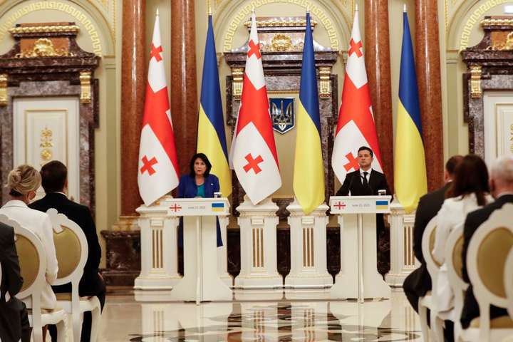 Кулеба назвав три безпекових питання, які Україна вирішує у Грузії