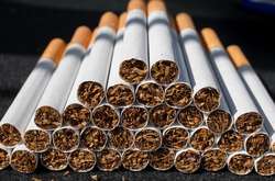 Податківці вилучили партію контрафактних цигарок на 246 млн грн