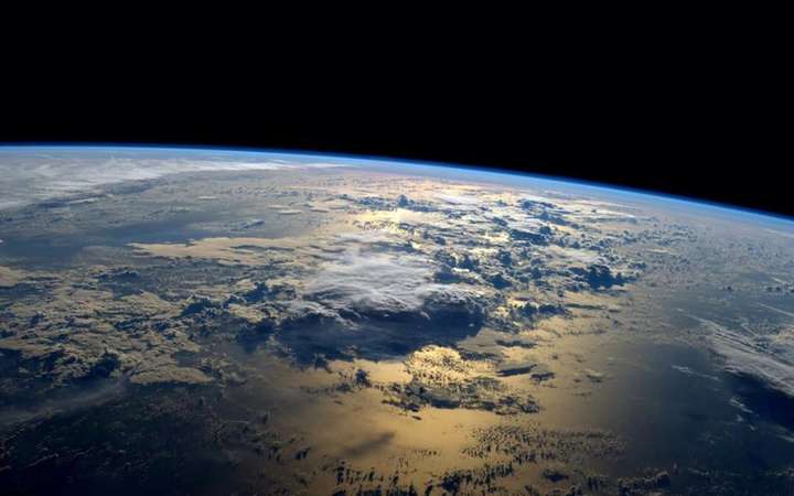 «Дыра» в озоновом слое Земли в этом году больше чем Антарктида
