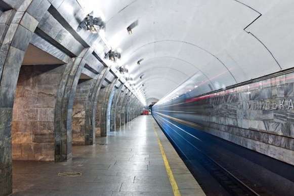 Увечері буде закрито частину станцій київського метро (перелік)