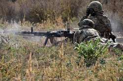 Доба на Донбасі: 13 ворожих обстрілів, є загиблий та поранений військові