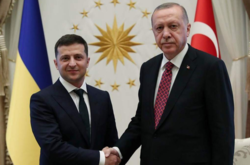 Зеленский обсудил с Эрдоганом оборонное сотрудничество 