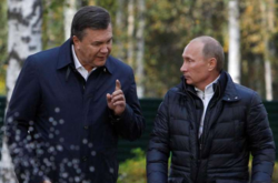 Прокурор: во время расстрелов на Майдане Янукович 11 раз звонил Путину