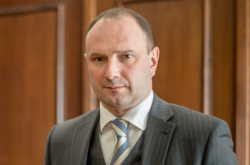 В отставку идет заместитель главы МИД Божок, который проходил по «делу Семочко»