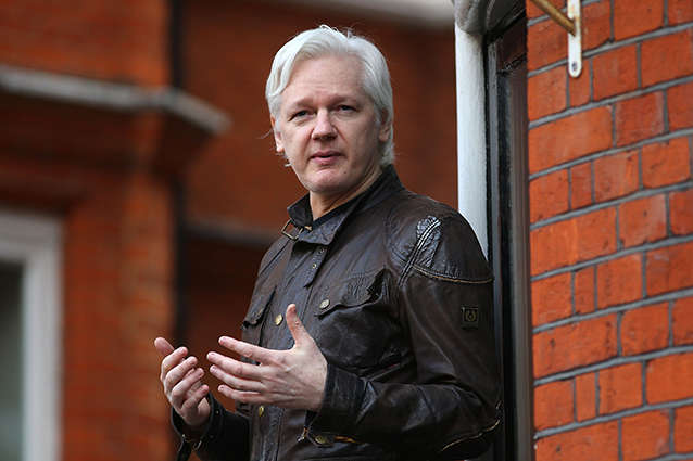 У засновника WikiLeaks стався мікроінсульт після повідомлення про екстрадицію