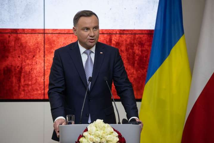 Опрос показал, кому из зарубежных политиков больше всего доверяют украинцы 