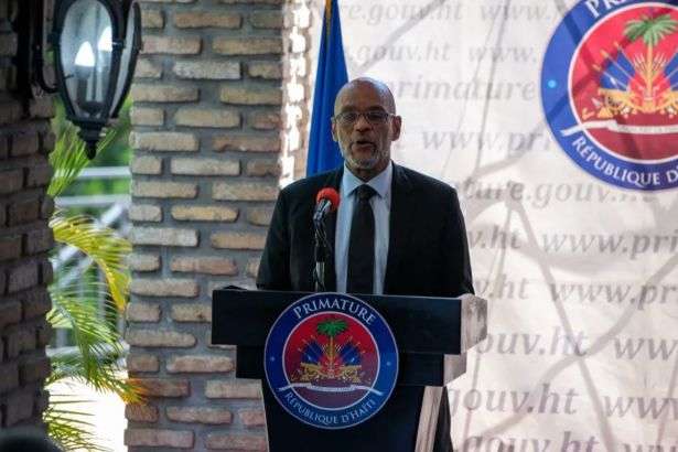 На прем'єр-міністра Гаїті вчинили замах: є загиблий та поранені