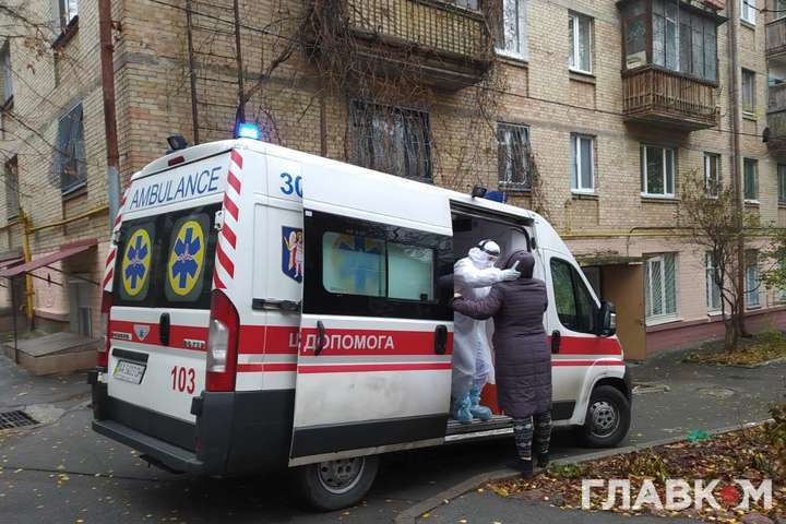 Київ тримає лідерство за кількістю смертей і нових випадків Covid-19 за добу