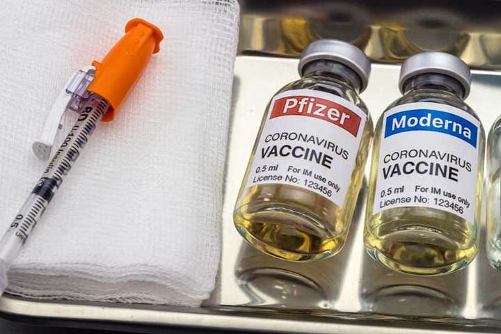Як можна змішувати вакцини. Роз'яснення МОЗ (графіка)