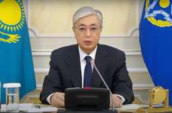 Президент Казахстану переконує, що у протестах брали участь «закордонні бойовики», але їхні тіла забрали «інші терористи»