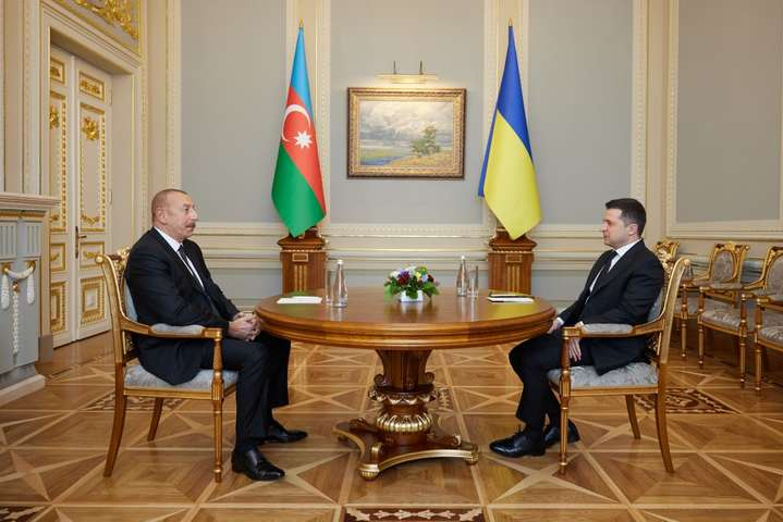 Украина и Азербайджан подписали ряд соглашений после встречи президентов 